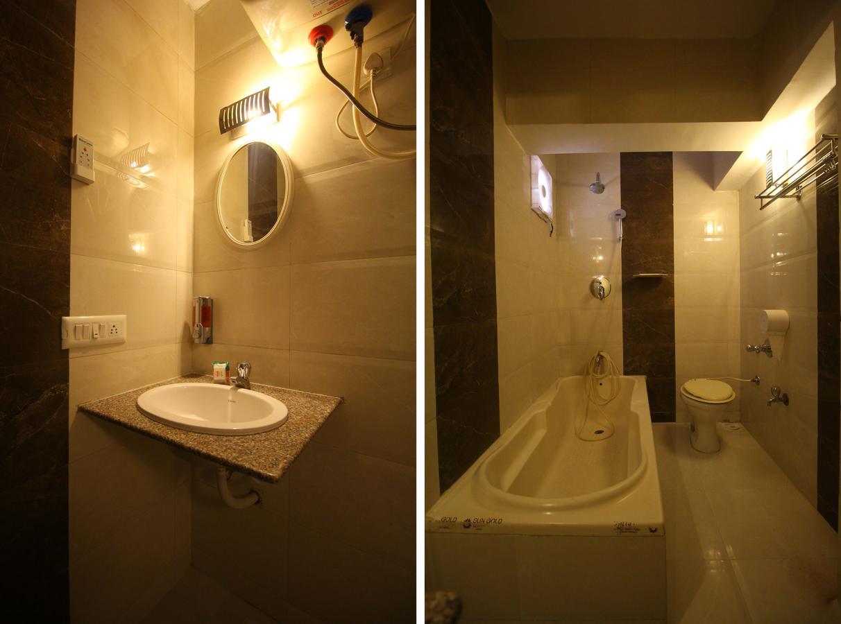 Oyo 8786 Hotel Maan Residency Ahmedabad Bagian luar foto